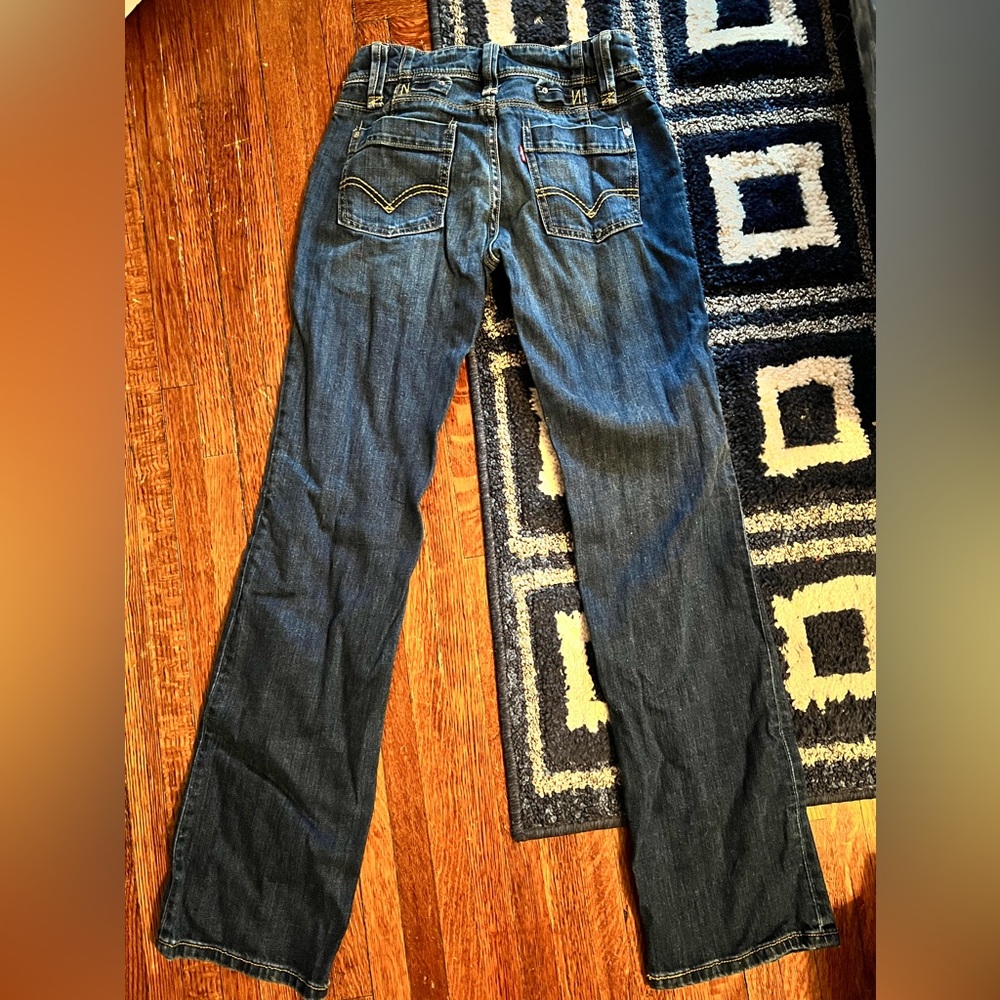 Levi’s - Picture 4 of 4
